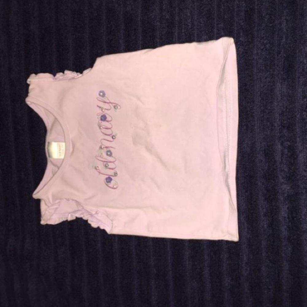 Oshkosh and old navy 2 shirts lot 2T